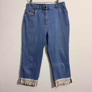 Susan Bristol Embroidered Cuff Capri Jeans Size 8 Medium Wash Denim
